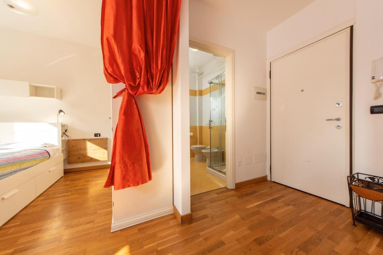 Housmart Milazzo 5 Lägenhet Bologna Exteriör bild