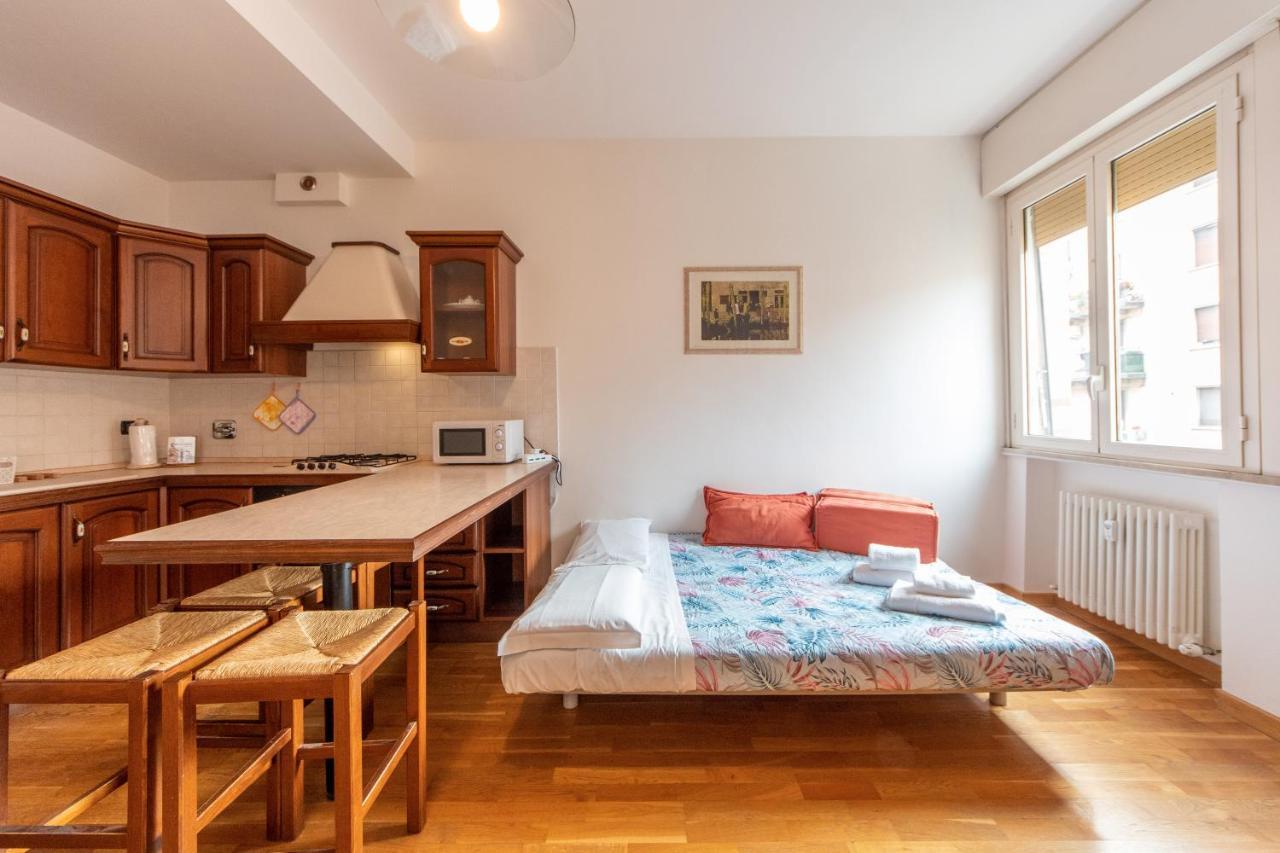 Housmart Milazzo 5 Lägenhet Bologna Exteriör bild
