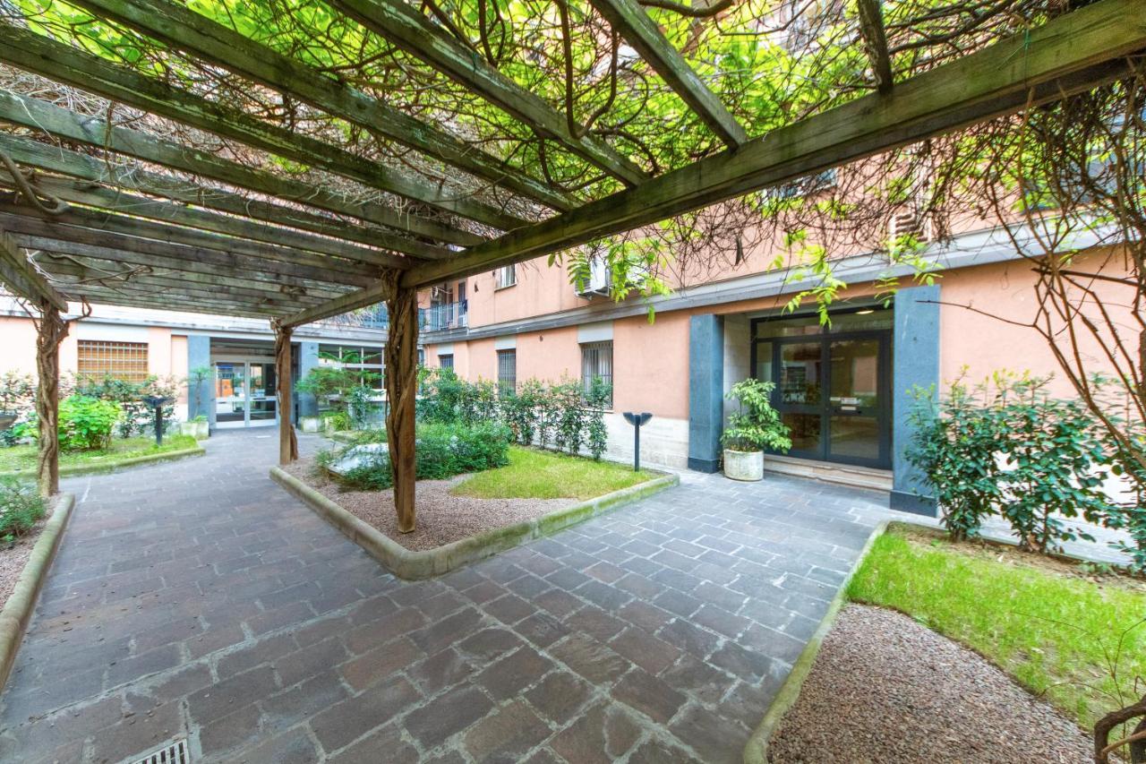 Housmart Milazzo 5 Lägenhet Bologna Exteriör bild