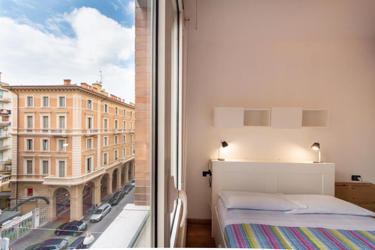 Housmart Milazzo 5 Lägenhet Bologna Exteriör bild